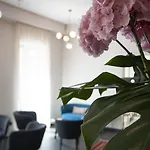 Hotel Mrak