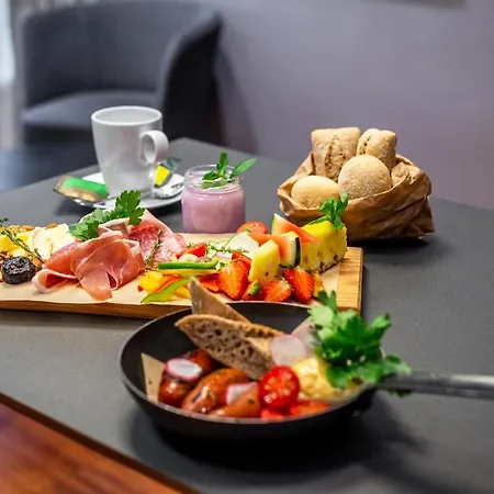 Mrak 4* 卢布尔雅那