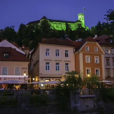 Hotel Mrak 4*
