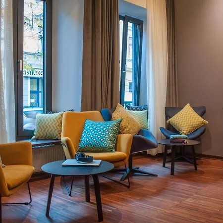Hotel Mrak