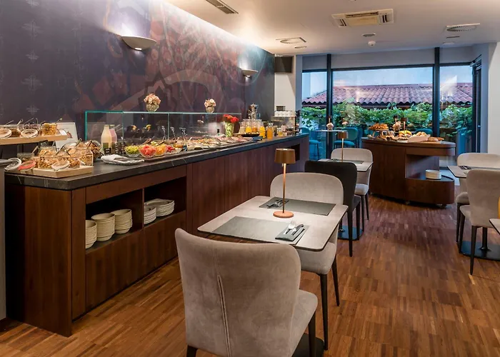 Mrak 4* לובליאנה